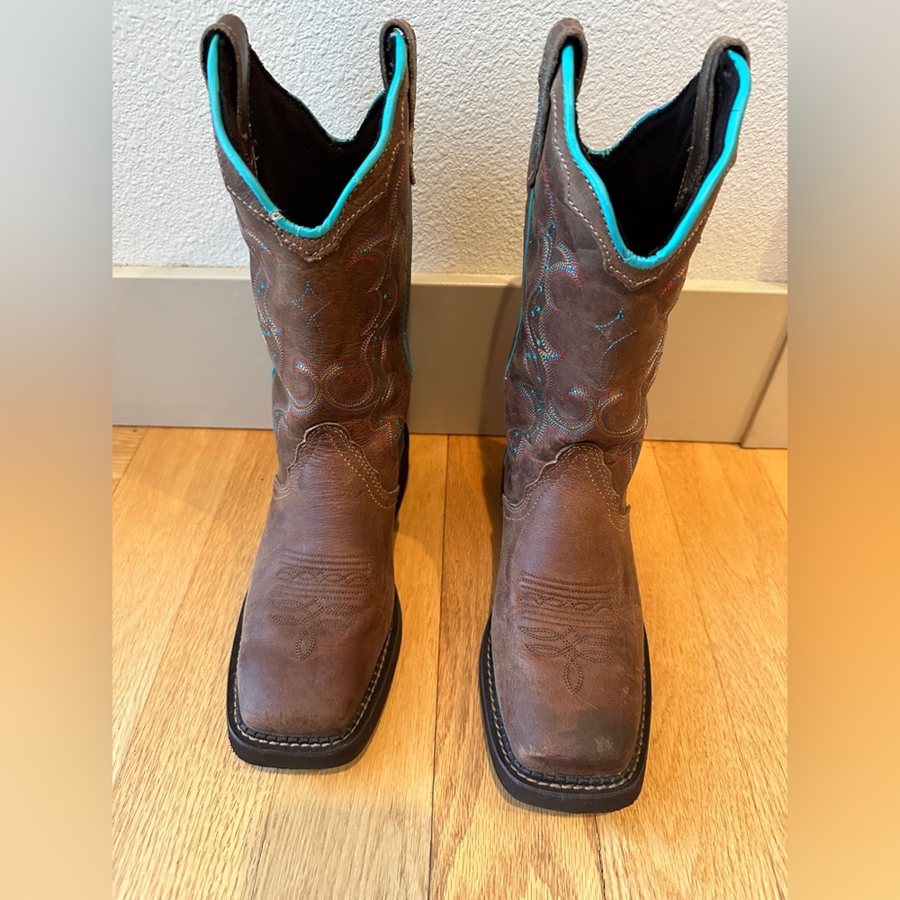 Justin Gypsy Square Toed Cowgirl Boots Size 7B